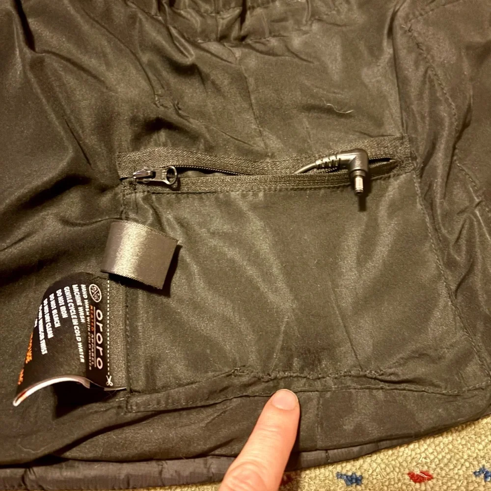 Ororo Heated Women's Black Puffer Vest - Picture 6 of 9